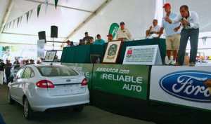 Ford Dealers auctioned off a 2013 Fiesta in benefit of the Alliance for a Drug-Free Puerto Rico.