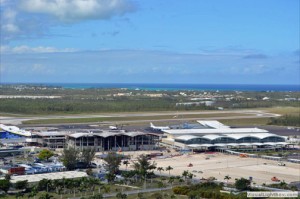 Nassau’s Lynden Pindling International Airport (Credit: http://imageshack.us/f/338/dsc0229wb.jpg/)