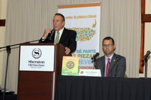 Products Association Chairman Manuel Cidre (at podium) and vice president Jaime Morales.