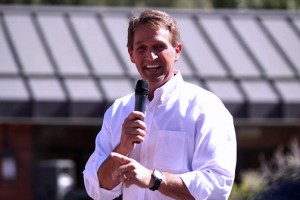 Sen. Jeff Flake (Credit: Wikipedia/Gage Skidmore)