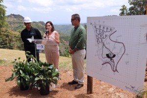 From left: Toro Verde CEO Jorge Jorge, Tourism Co. Executive Director Ingrid I. Rivera-Rocafort, and Orocovis Mayor Jesús E. Colón.
