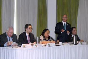 From left: CPA Kermit Lucena, Julio Cabral, Melba Acosta, José Vázquez-Barquet and Ángel Rosa.