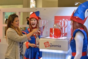 Cardholders must present receipts at the “Popular te Premia” booth at the malls on Dec. 8-22.