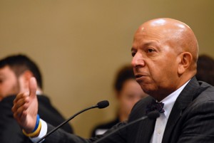 Former Washington, D.C. Mayor Anthony Williams testifies at a hearing on Puerto Rico’s fiscal crisis called by the U.S. House Committee on Natural Resources. (Credit: Larry Luxner)
