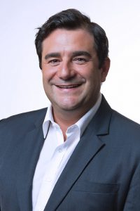 César Cernuda
